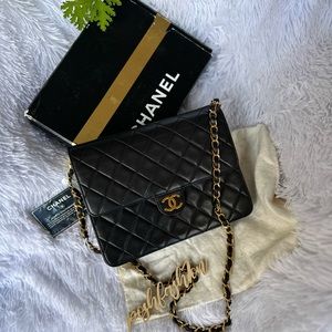 Chanel Vintage Black Quilted Lambskin Single Flap 24K GHW